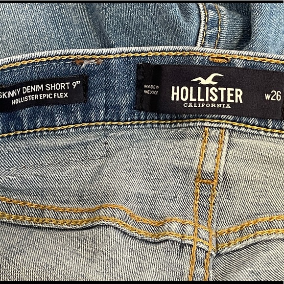Hollister Distressed Skinny Denim Short 9" | size 26 - Picture 4 of 4